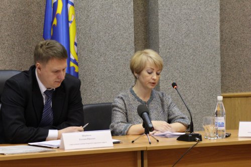 Утверждён главный финансовый документ округа на 2017 год