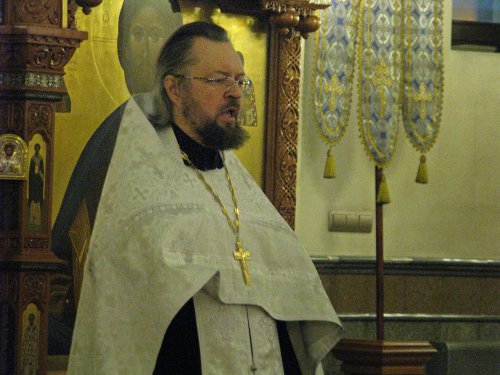 Молясь вместе со всей страной Молясь вместе со всей страной