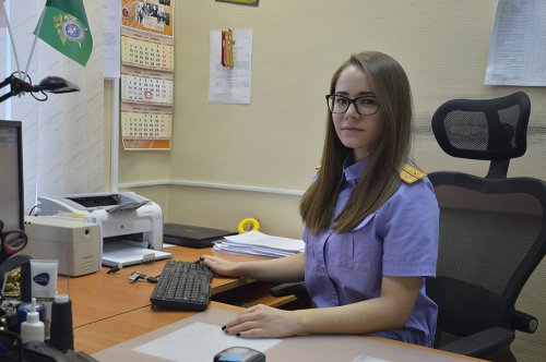 Несовершеннолетние воспитанники детского дома ответят за угон автомобиля Несовершеннолетние воспитанники детского дома ответят за угон автомобиля