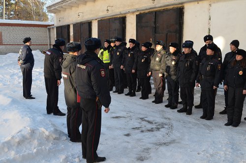 Озерские общественники приняли участие в акции «Дежурим вместе» Озерские общественники приняли участие в акции «Дежурим вместе»