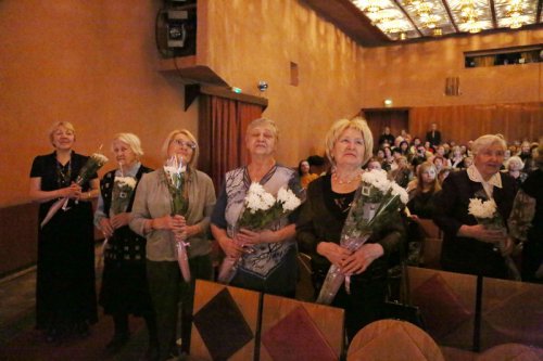 Театр кукол «Золотой петушок» отметил своё 65-летие Театр кукол «Золотой петушок» отметил своё 65-летие