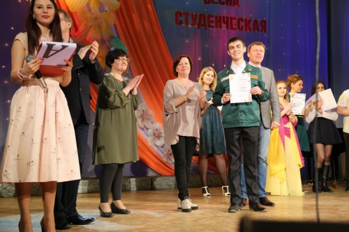 Фестиваль студенческого творчества открыл новые таланты Фестиваль студенческого творчества открыл новые таланты