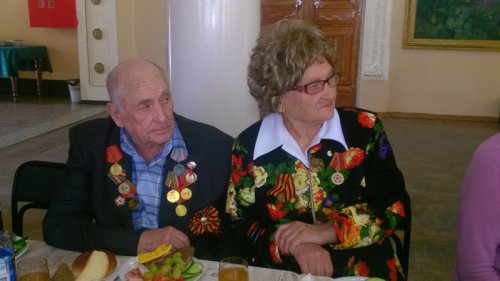 Праздничный вечер накануне Дня Победы Праздничный вечер накануне Дня Победы
