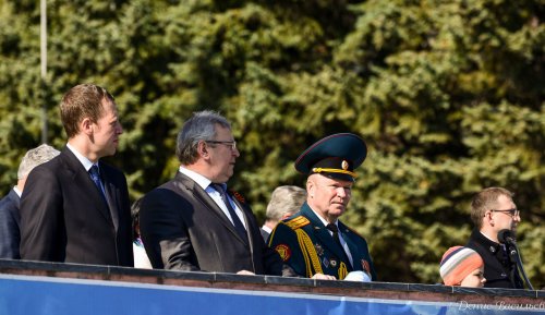 В Озёрске прошёл парад Великой Победы. Фоторепортаж В Озёрске прошёл парад Великой Победы. Фоторепортаж