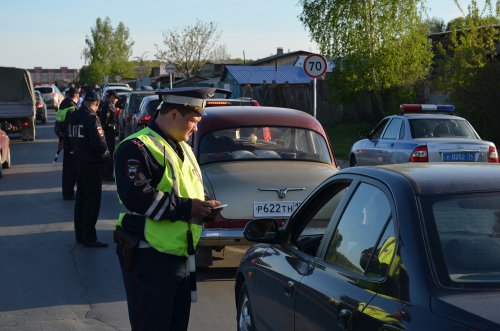 В майский «Тоннель» попались один нетрезвый и трое без прав В майский «Тоннель» попались один нетрезвый и трое без прав