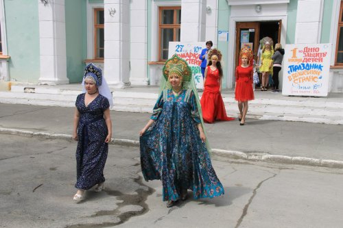 Дефиле «Кокошник — девичья краса!» Дефиле «Кокошник — девичья краса!»