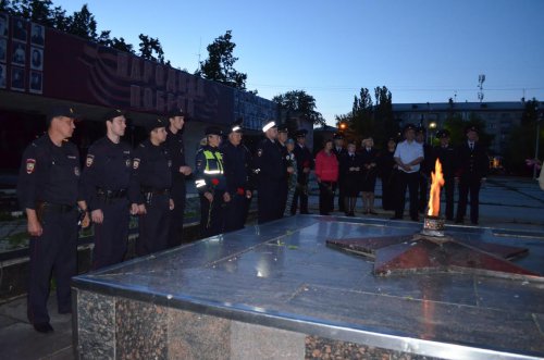 Озерские полицейские провели акцию «Завтра была война» Озерские полицейские провели акцию «Завтра была война»