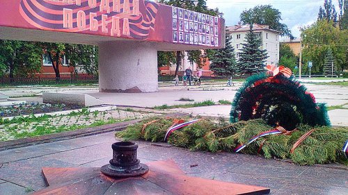 В Озёрске мемориальный комплекс поставили на счетчик В Озёрске мемориальный комплекс поставили на счетчик
