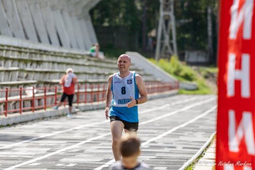 Бежали за себя и за Артёма Бежали за себя и за Артёма