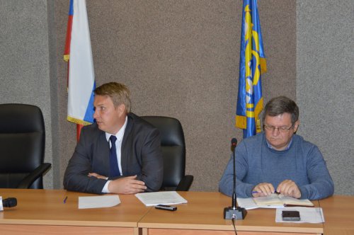 Глава округа потребовал активизировать работу с подрядчиками, не исполняющими свои обязательства Глава округа потребовал активизировать работу с подрядчиками, не исполняющими свои обязательства
