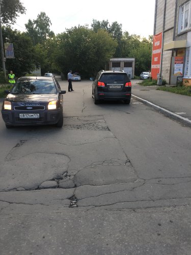 14 водителей-нарушителей выявили сотрудники озёрского ОГИБДД 14 водителей-нарушителей выявили сотрудники озёрского ОГИБДД