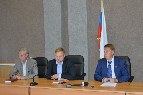 Глава округа взял под личный контроль проблему вывоза ТКО в посёлке Метлино Глава округа взял под личный контроль проблему вывоза ТКО в посёлке Метлино