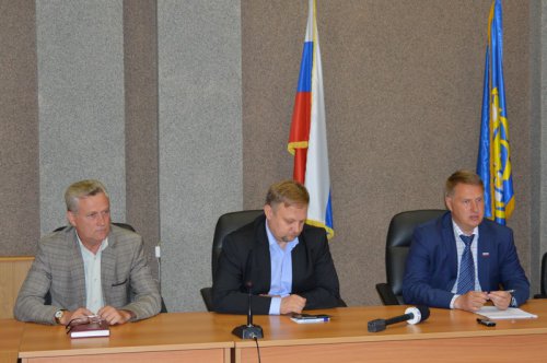 Глава округа взял под личный контроль проблему вывоза ТКО в посёлке Метлино Глава округа взял под личный контроль проблему вывоза ТКО в посёлке Метлино