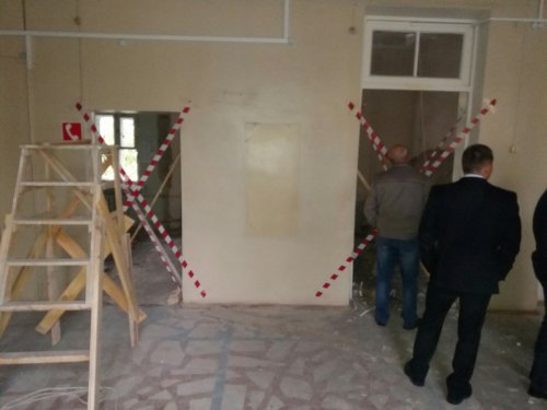 В озёрской детской поликлинике обрушилась стена В озёрской детской поликлинике обрушилась стена
