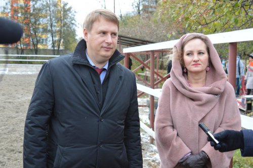 В Озерске появился современный конный манеж В Озерске появился современный конный манеж