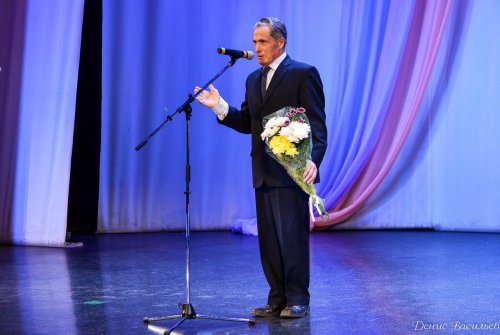 Праздник людей, посвятивших себя педагогике Праздник людей, посвятивших себя педагогике
