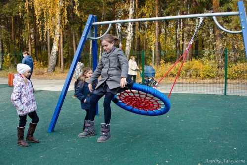 Игровая площадка ждёт наречения Игровая площадка ждёт наречения