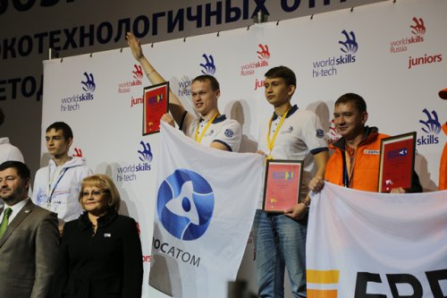 «Маяковцы» снова первые! «Маяковцы» снова первые!