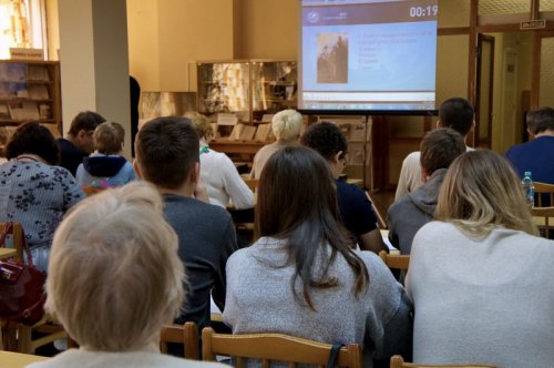 Более 130 озерчан приняли участие в «Географическом диктанте» Более 130 озерчан приняли участие в «Географическом диктанте»