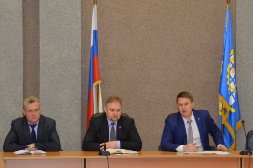 Для озерского катка хватит снега и мороза Для озерского катка хватит снега и мороза