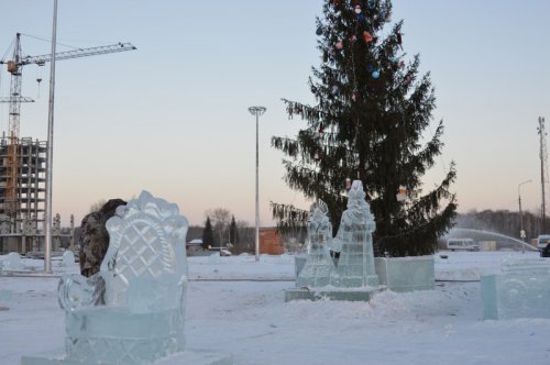 В Озерске появился еще один ледовый городок В Озерске появился еще один ледовый городок