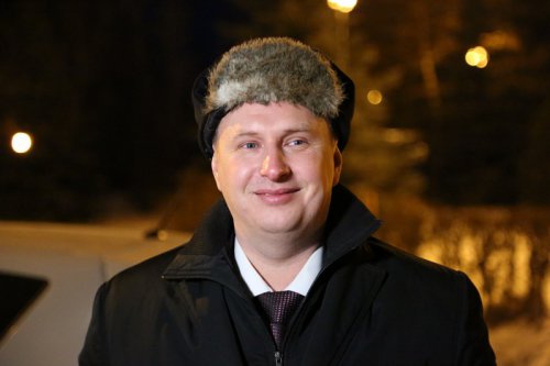 Улица наполнилась мягким светом и хорошим настроением Улица наполнилась мягким светом и хорошим настроением