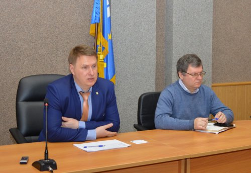 Евгений Щербаков: «Сегодня на первом месте рабочей повестки стоят хозяйственные вопросы» Евгений Щербаков: «Сегодня на первом месте рабочей повестки стоят хозяйственные вопросы»