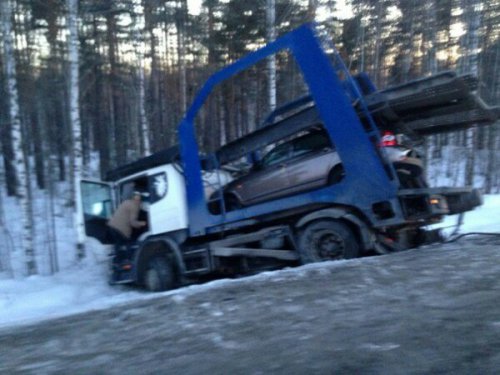 Массовое ДТП с 11 машинами перекрыло движение на М-5 в Челябинской области Массовое ДТП с 11 машинами перекрыло движение на М-5 в Челябинской области