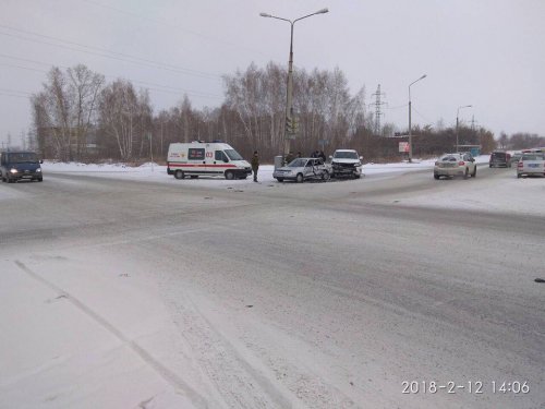 ГИБДД ищет очевидцев аварии "Лексуса" и ВАЗ-2110 ГИБДД ищет очевидцев аварии "Лексуса" и ВАЗ-2110