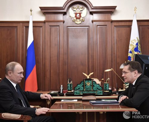 Алексей Лихачёв на встрече с Владимиром Путиным поднял тему строительства реактора БН-1200 и нового ледокола «Лидер» Алексей Лихачёв на встрече с Владимиром Путиным поднял тему строительства реактора БН-1200 и нового ледокола «Лидер»