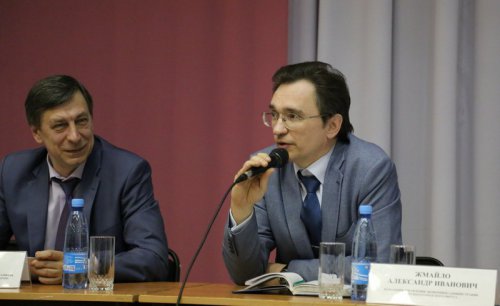 Евгений Щербаков: «У озерских предпринимателей должны появиться новые окна возможностей» Евгений Щербаков: «У озерских предпринимателей должны появиться новые окна возможностей»