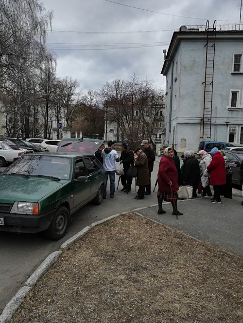 В мире еще есть добро… Репортаж с раздачи еды для нуждающихся В мире еще есть добро… Репортаж с раздачи еды для нуждающихся