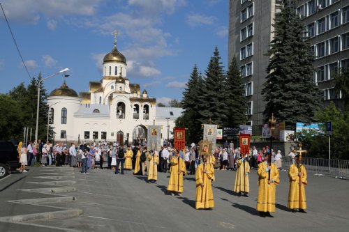 Праздничное дарение состоялось, визит продолжается Праздничное дарение состоялось, визит продолжается