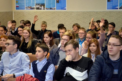 Озерская полиция раскрыла свои двери для будущих абитуриентов Озерская полиция раскрыла свои двери для будущих абитуриентов