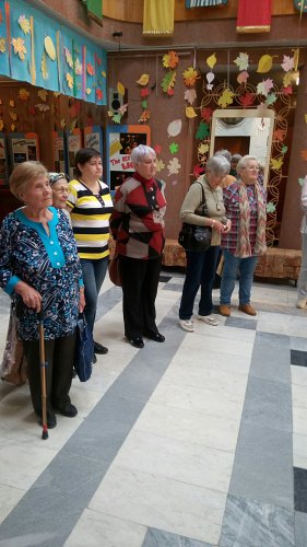 Никогда не поздно быть первыми Никогда не поздно быть первыми