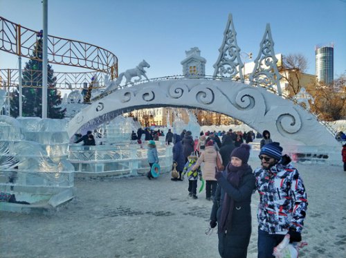 Застывшая сказка: Ледовый городок в Екатеринбурге! Застывшая сказка: Ледовый городок в Екатеринбурге!