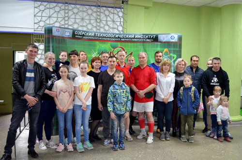Озерские полицейские провели семейный спортивный праздник Озерские полицейские провели семейный спортивный праздник