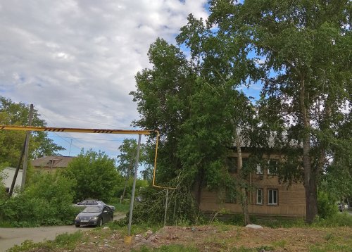 Тополя с перспективой взрыва Тополя с перспективой взрыва