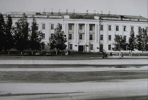 ВНИПИЭТ: «Это наша с тобой биография» ВНИПИЭТ: «Это наша с тобой биография»