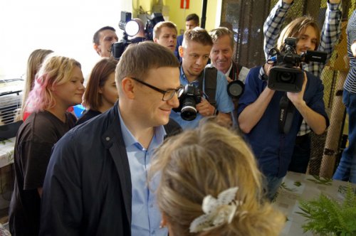 Воспитанникам озёрского детского эколого-биологического центра подарили кенгуру. Фоторепортаж Воспитанникам озёрского детского эколого-биологического центра подарили кенгуру. Фоторепортаж