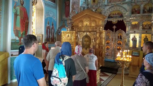 Озерчане у главной иконы Вооруженных сил Озерчане у главной иконы Вооруженных сил