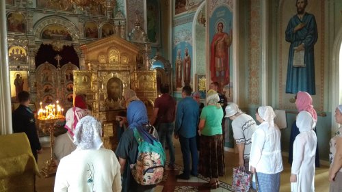 Озерчане у главной иконы Вооруженных сил Озерчане у главной иконы Вооруженных сил