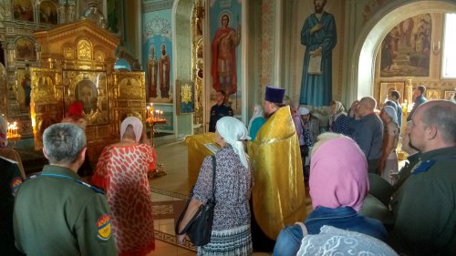 Озерчане у главной иконы Вооруженных сил Озерчане у главной иконы Вооруженных сил
