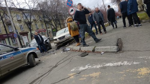 Груда железа из авто. В Озёрске пешеход чудом избежал смерти в ДТП