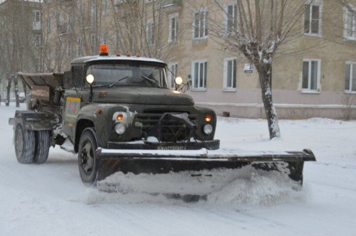 Дорожные службы переходят на усиленный режим в связи со снегопадом