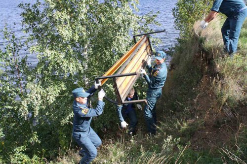 Озерчане приняли участие во Всероссийской акции по уборке берегов «Вода России»