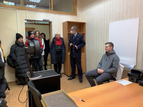 В отделе по вопросам миграции УМВД России по ЗАТО г. Озерск состоялся «День открытых дверей»