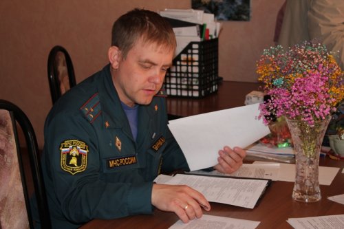 Сотрудники полиции проводят проверку готовности городских оздоровительных лагерей к обеспечению безопасности в летний период.