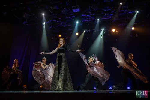 В ДК «Маяк» прошел отчетный концерт ансамбля бального танца «Золушка».