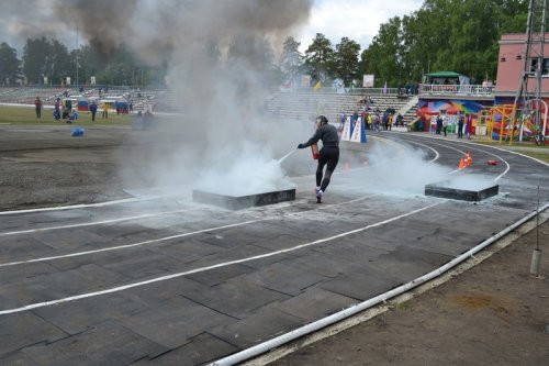В Озерске прошли масштабные Межрегиональные соревнования по пожарно-спасательному спорту.